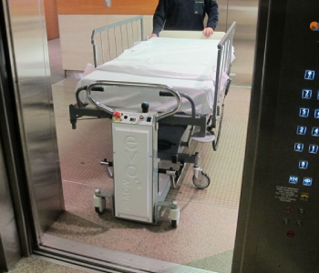 HOSPITALS LIFT